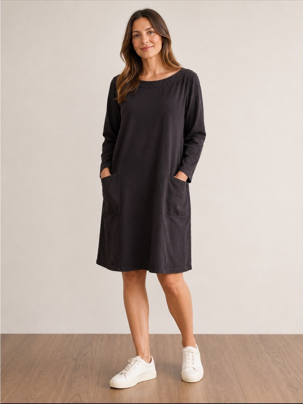 Soft Surroundings Black Long Sleeve Crew Neck casual Dress
Size Medium